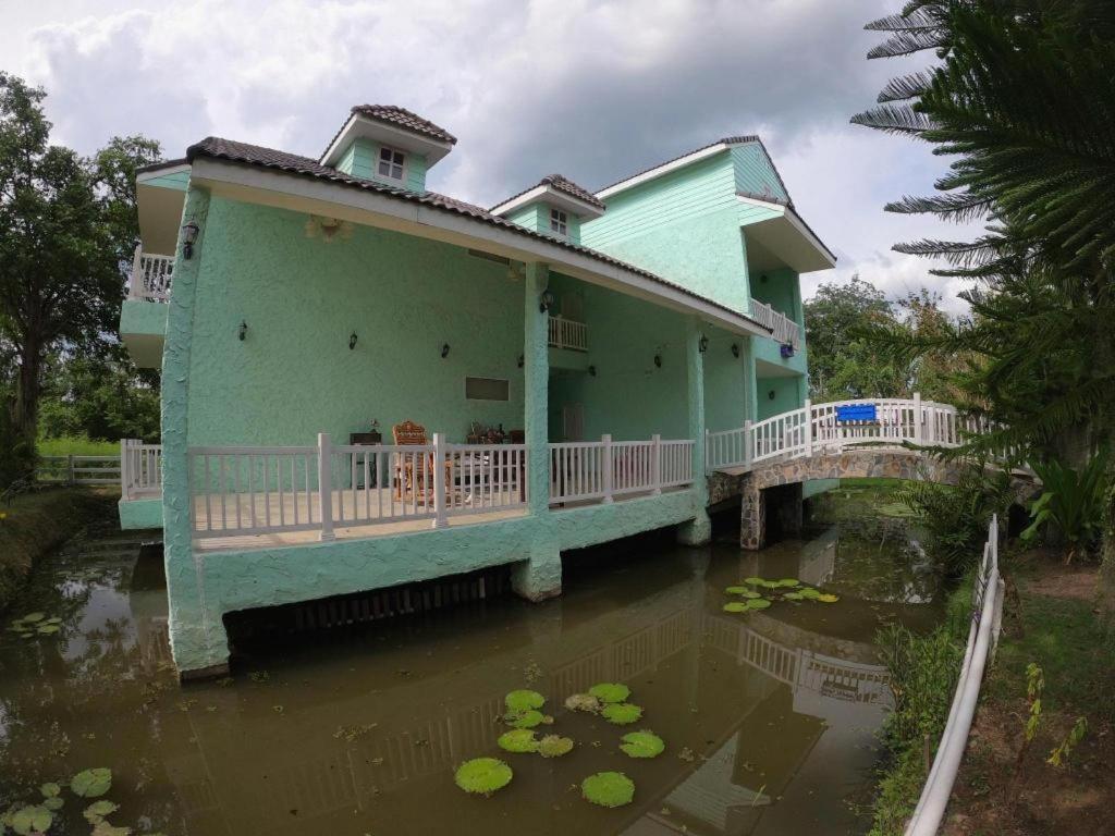Charisma Resort Suan Phueng Εξωτερικό φωτογραφία