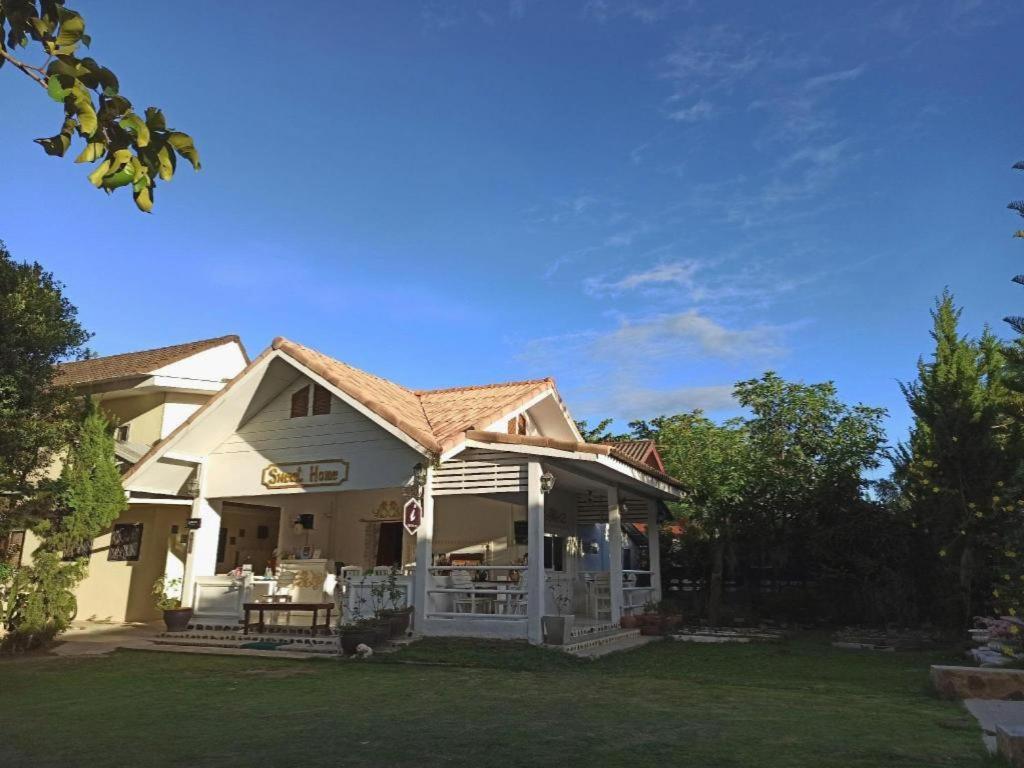 Charisma Resort Suan Phueng Εξωτερικό φωτογραφία