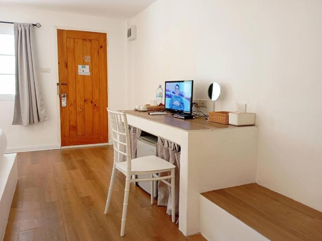 Charisma Resort Suan Phueng Εξωτερικό φωτογραφία