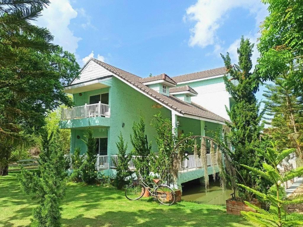 Charisma Resort Suan Phueng Εξωτερικό φωτογραφία