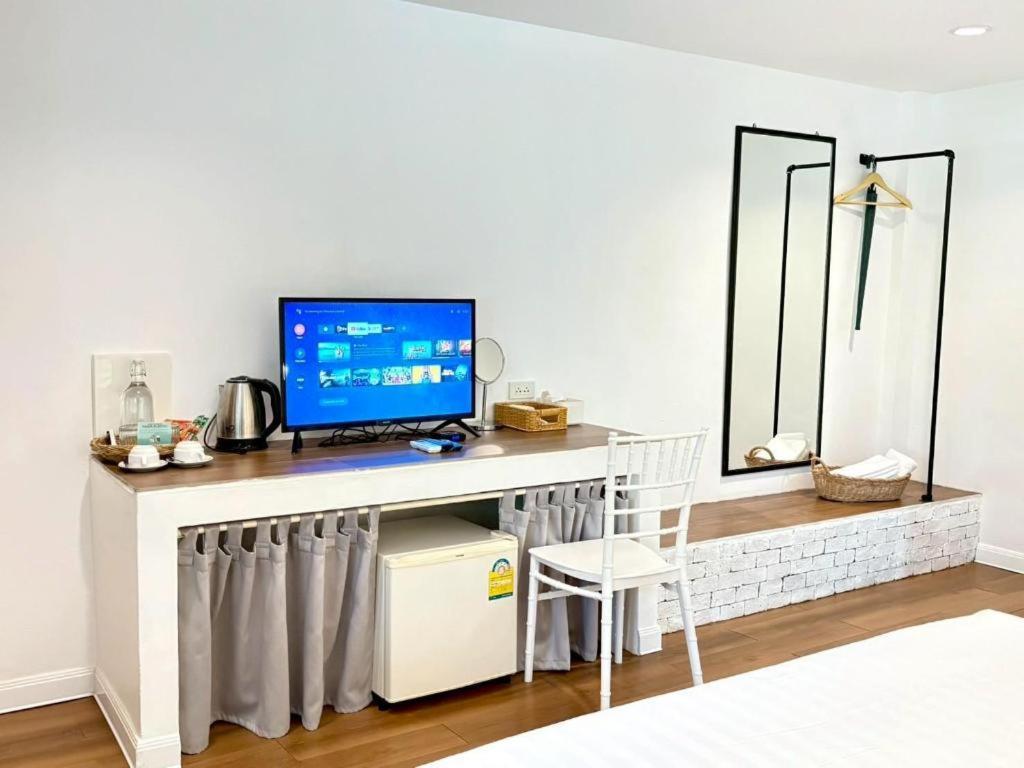 Charisma Resort Suan Phueng Εξωτερικό φωτογραφία