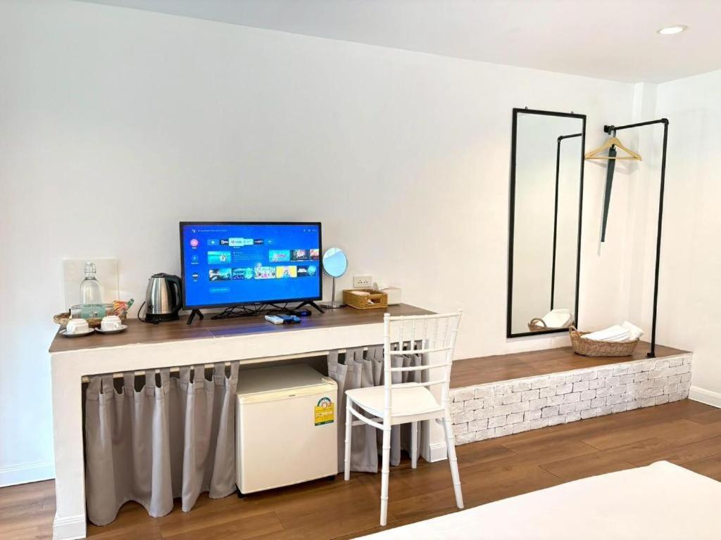 Charisma Resort Suan Phueng Εξωτερικό φωτογραφία