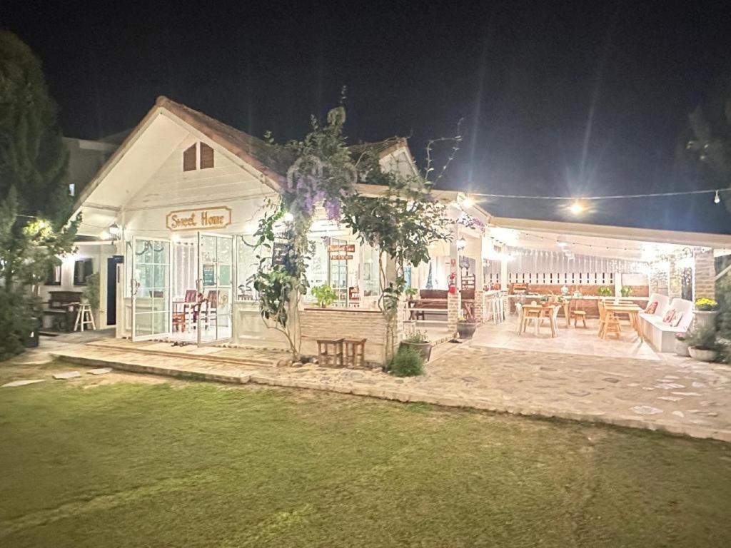 Charisma Resort Suan Phueng Εξωτερικό φωτογραφία